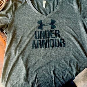 Under Armour tee in good condition